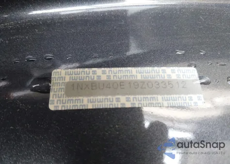 2009 Toyota Corolla Le z USA, uszkodzony, nr VIN 1NXBU40E19Z033512